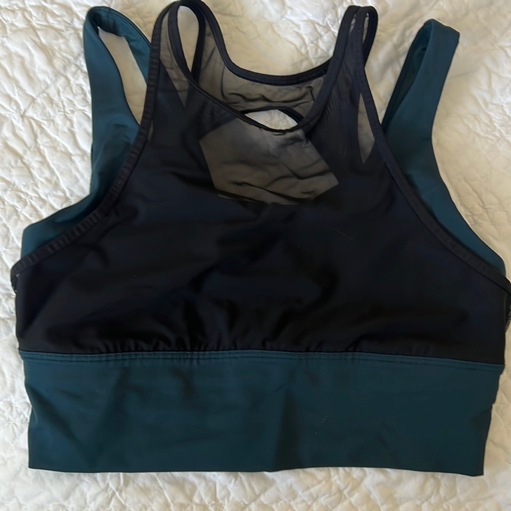 Teal and black Lululemon sports bra